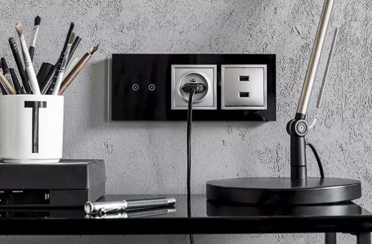 Simon 54 - a series for the discerning