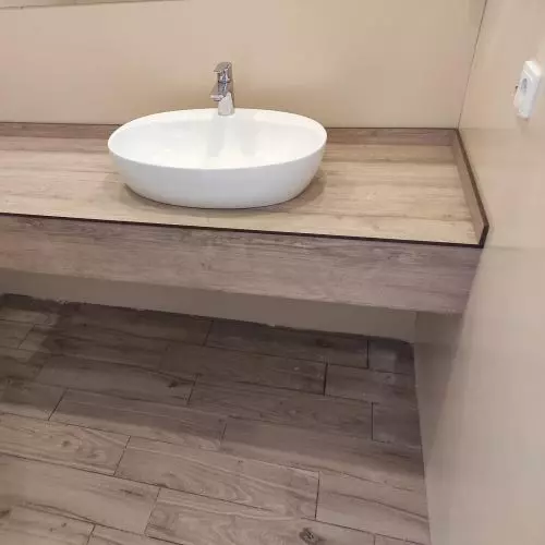 Systemy ścian działowych do sanitariatów