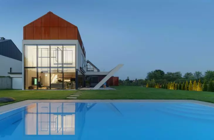 house from the garden