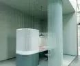 Wnętrze pawilonu do pracy indywidualnej