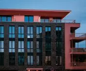 Apartamentowiec w Bremerhaven spełnia surowe kryteria zrównoważonego rozwoju Niemieckiej Rady Budownictwa Zrównoważonego (DGNB)