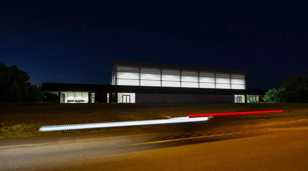 LUX Hala widowiskowo-sportowa w Rogoźniku