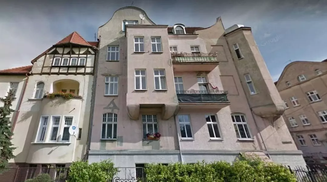 Kamienica Paderewskiego 1 w Bydgoszczy (przed renowacją)