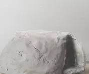 Pawilon wykonany z gliny