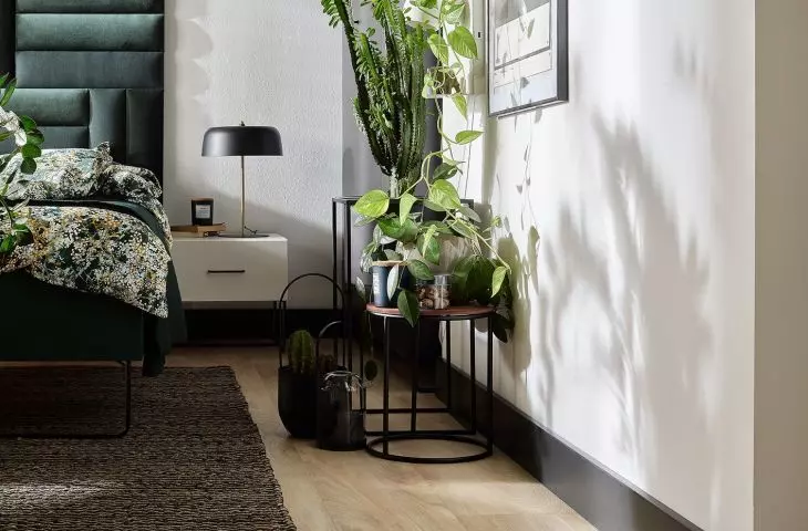 Contrasting slats create an interesting effect