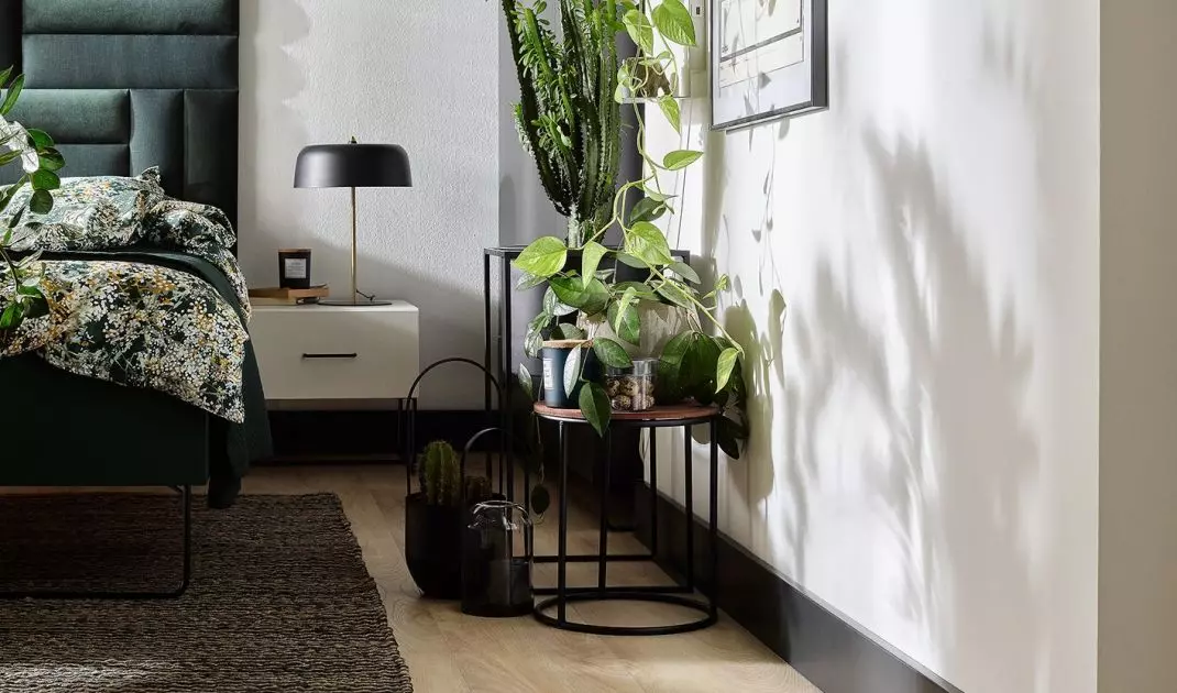 Contrasting slats create an interesting effect