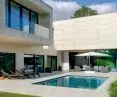 Safe, durable and absolutely leak-proof stainless steel pools
