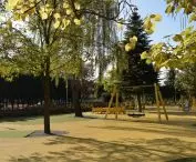 Park Pokoju pomiędzy ul. Słowackiego, Chemików, Dąbrowskiego i Olszewskiego w Oświęcimiu