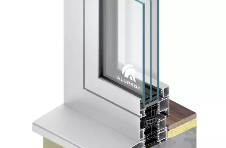 MB-86 SI okno z parapetem 