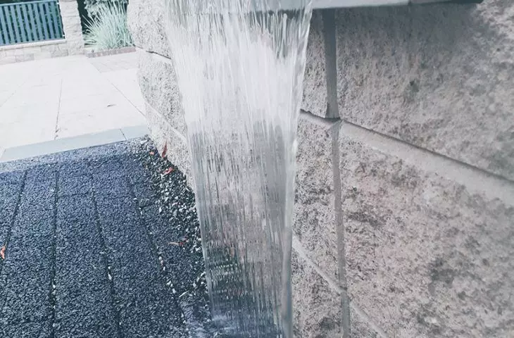 Wykno - square by POSIADALO, WATERFLOW™ graphite