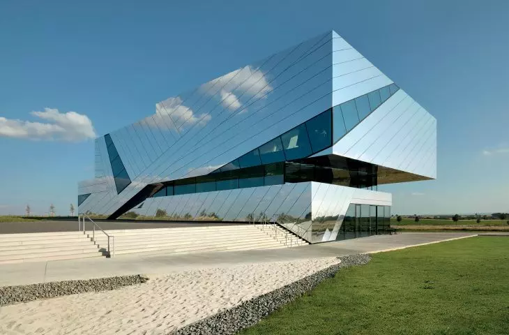 ALUCOBOND® naturAL Reflect // © Jan Bitter