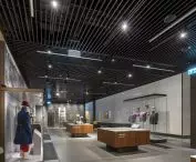 Muzeum Piłsudskiego w Sulejówku, sufit bafflowy Tavola Baffle