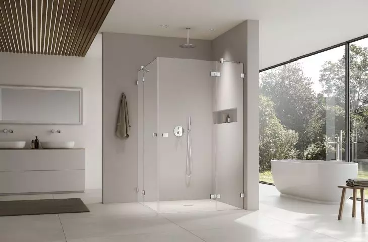 Walk-In Mena 