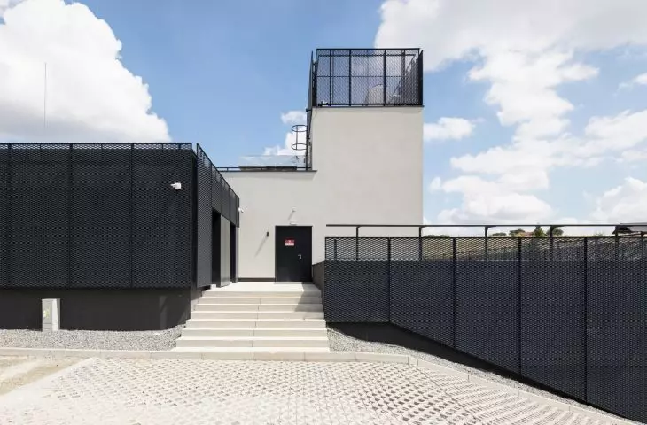 Shoothouse, Vlasciejewki, designed by P3 Pracownia Architektury