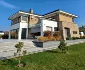 ZIP SCREEN outdoor blinds and facade blinds