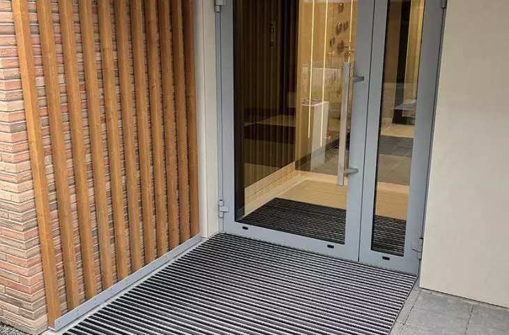 Osiedle mieszkaniowe, Combi Standard 22 wkład szczotka/guma
