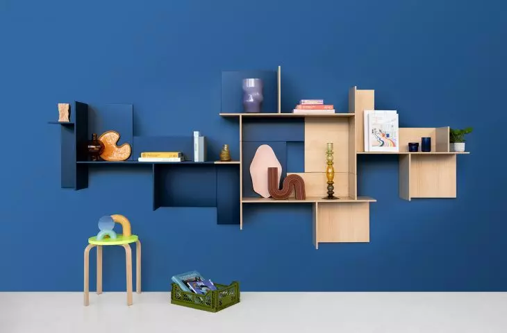 Crox shelves
