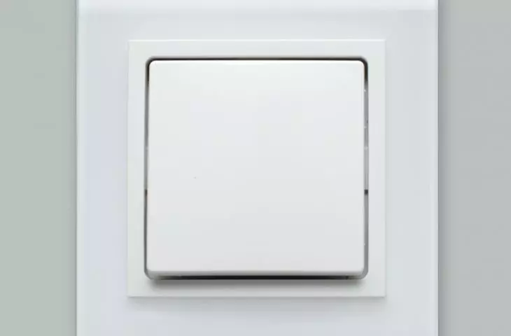 SERIA: VENA 2  XGLASS BIAŁY RAMKA BIAŁA: 5204181 ŁĄCZNIK, ŚNIEŻNA BIEL: 510211 REDUKCJA, ŚNEŻNA BIEL: 5202100