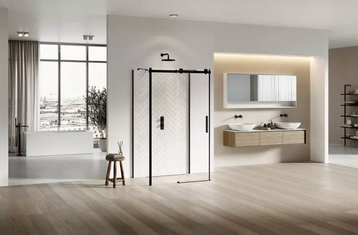 Wall-mounted shower cabin from the Softi Black collection