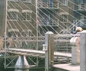 London, conversion of former warehouses to multi-family residential function - New Concordia Wharf, 1997