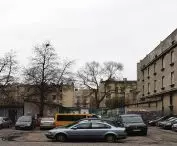 Łódź, urban wasteland at the site of the current Hilary Majewski Passage; condition before the implementation of the Łódź Center Area Revitalization Project, 2016