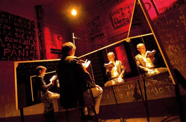 „Hotel Savoy”, reż. Michał Zadara, Teatr Nowy w Łodzi; na zdjęciu: Dariusz Kowalski