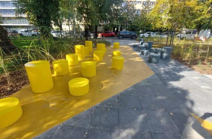 Skwer Kornela Morawieckiego we Wrocławiu, ZZM Wrocław