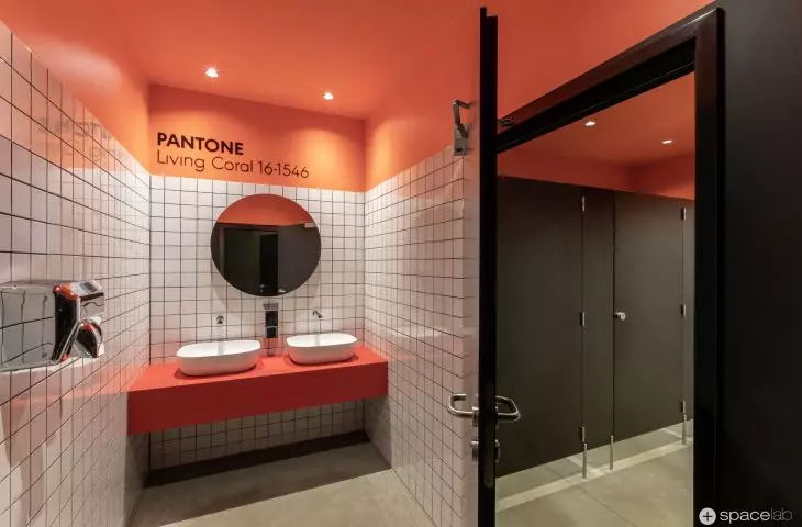 FORMSON office, bathroom in Living Coral color