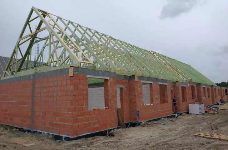 Prefabricated trusses - pitched roof