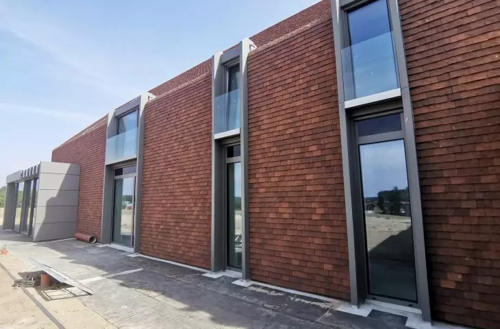 Unikatowa dachówka ręcznie wytwarzana