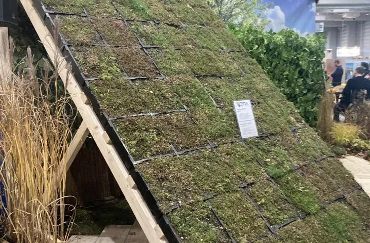 Zida GreenTile – modułowy stromy dach zielony