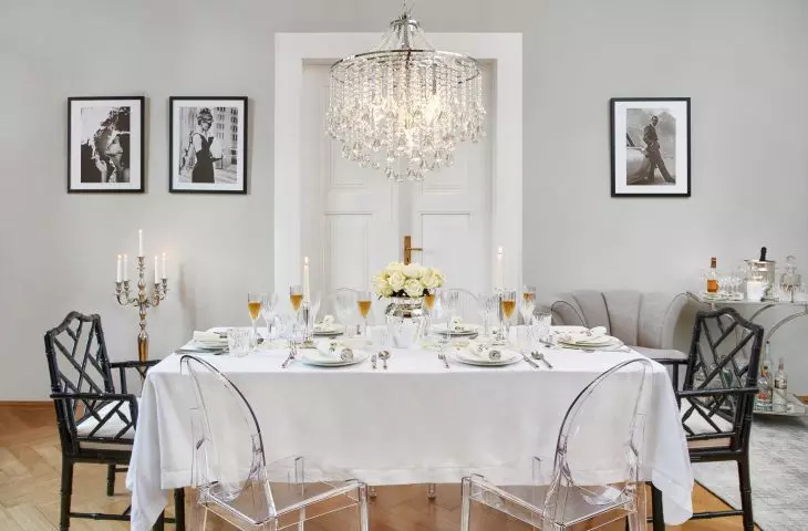 New Year's Eve table