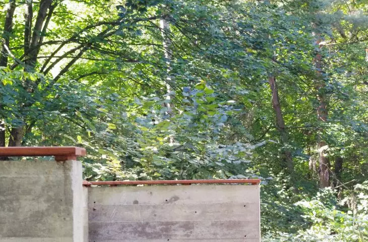 Dom wśród zielonych wzgórz nad Soliną