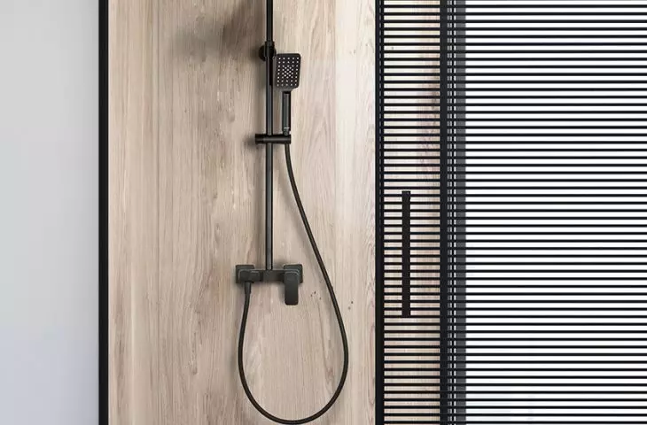 LOFT BLACK