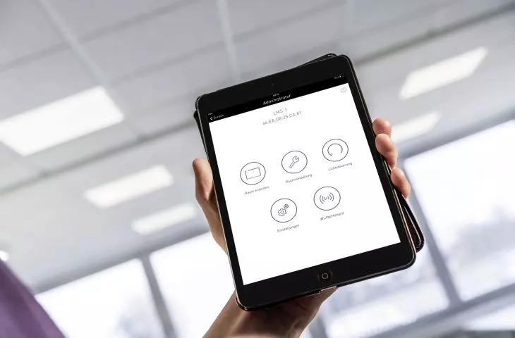LIVELINK PREMIUM - intelligent lighting management system