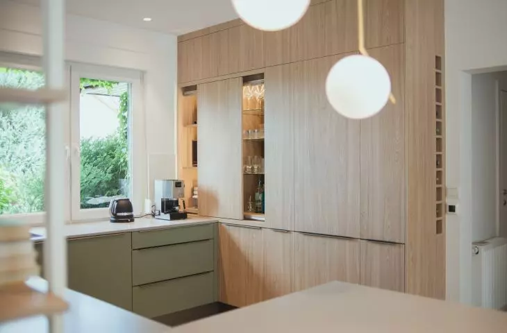 Kitchen cabinetry