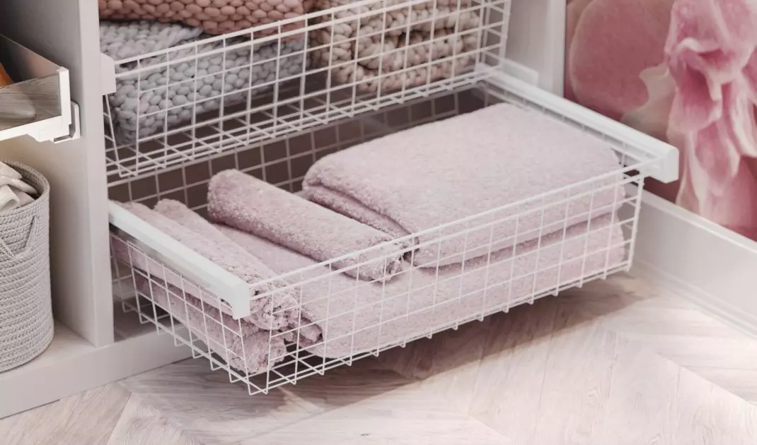 Openwork baskets