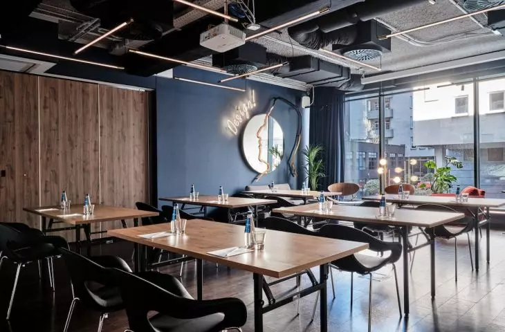 The aparthotel has four conference rooms