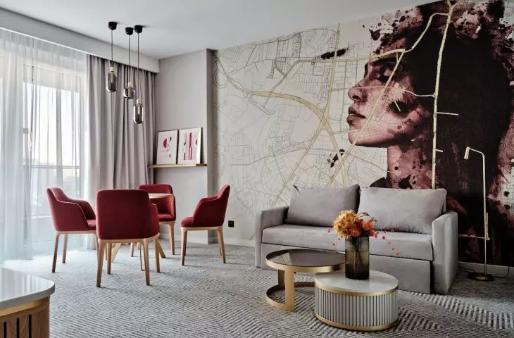 Family apartment with accents of red