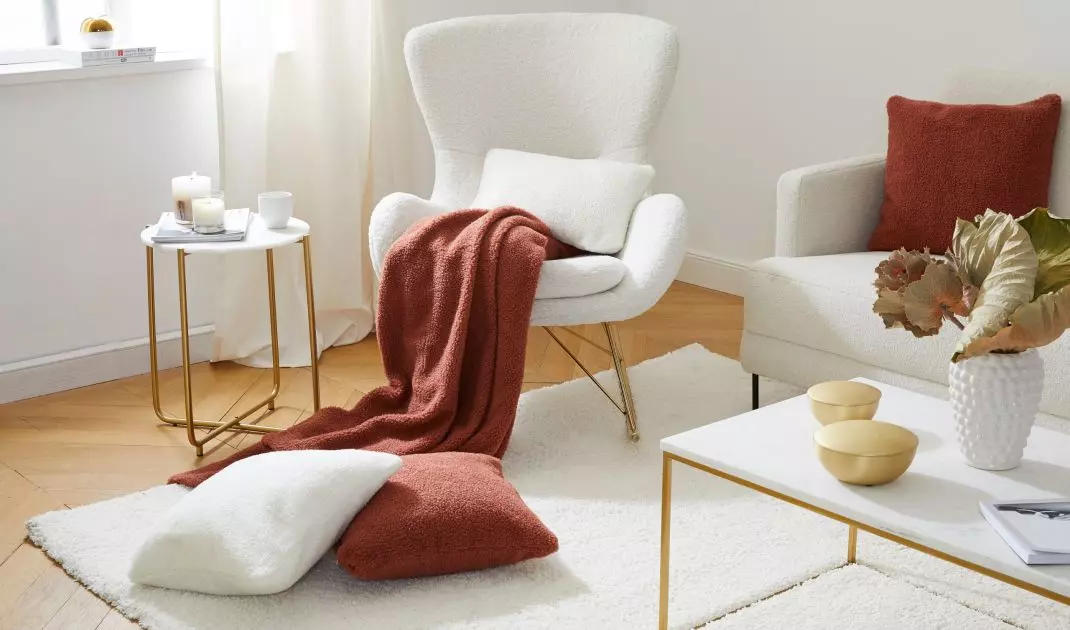 Teddy fur armchair