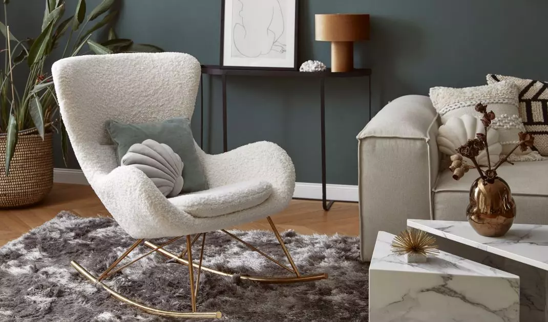 Armchair with bouclé wool