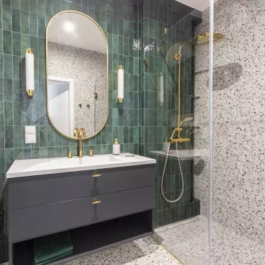 Retro-style bathroom  