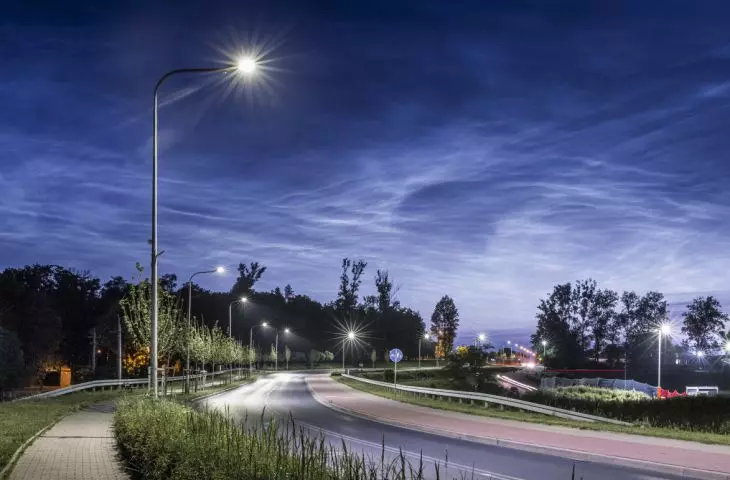 Inteligentny system zarządzania oświetleniem Clue City od Lena Lighting  oraz energooszczędne oprawy LED w Środzie Wielkopolskiej