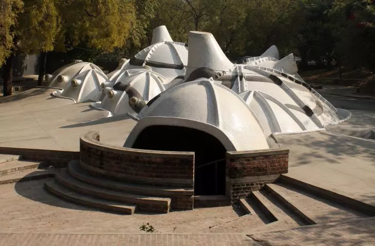 Amdavad ni Gufa w Ahmedabadzie (proj. Balkrishna Doshi).