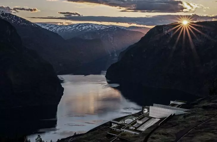 Centrum badań położone jest przy fiordzie Aurlandsfjord