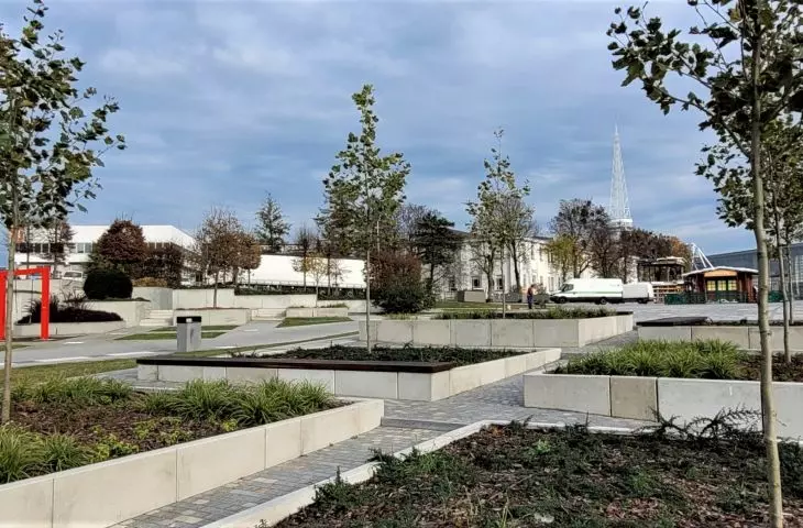 New Skawer - part of the MTP square on the south side