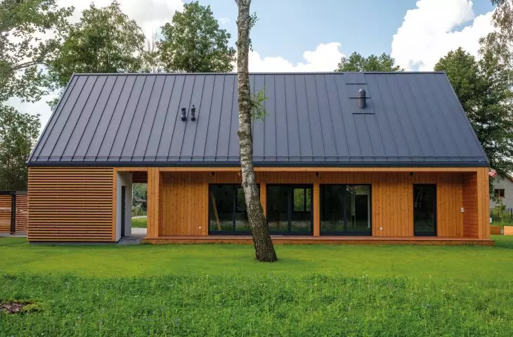 LD frame house is just one example of a house that can be configured from modules available at Simple House