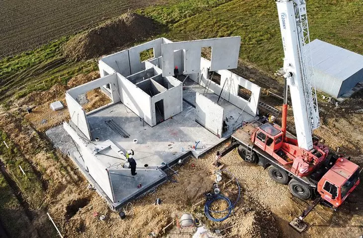 walls of a house made of prefabricated expanded clay are built quickly - on the construction site the walls are assembled from ready-made elements