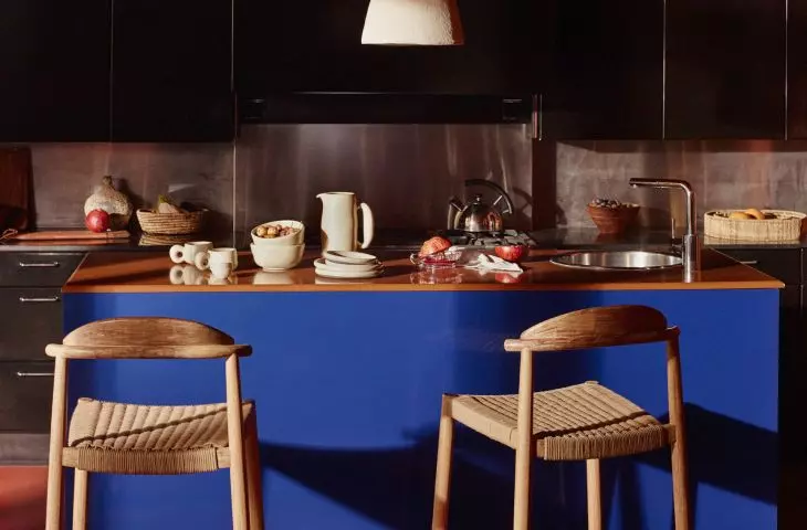 Nina hockers and dishes from the Tersilia collection