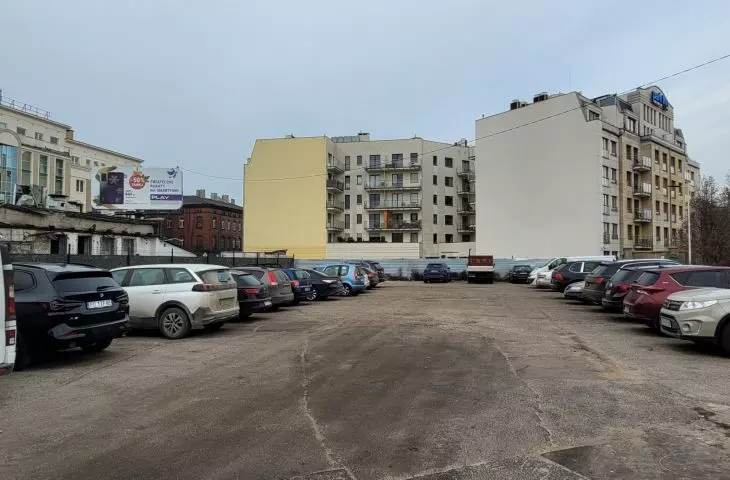 Parking in the meijs of future development
